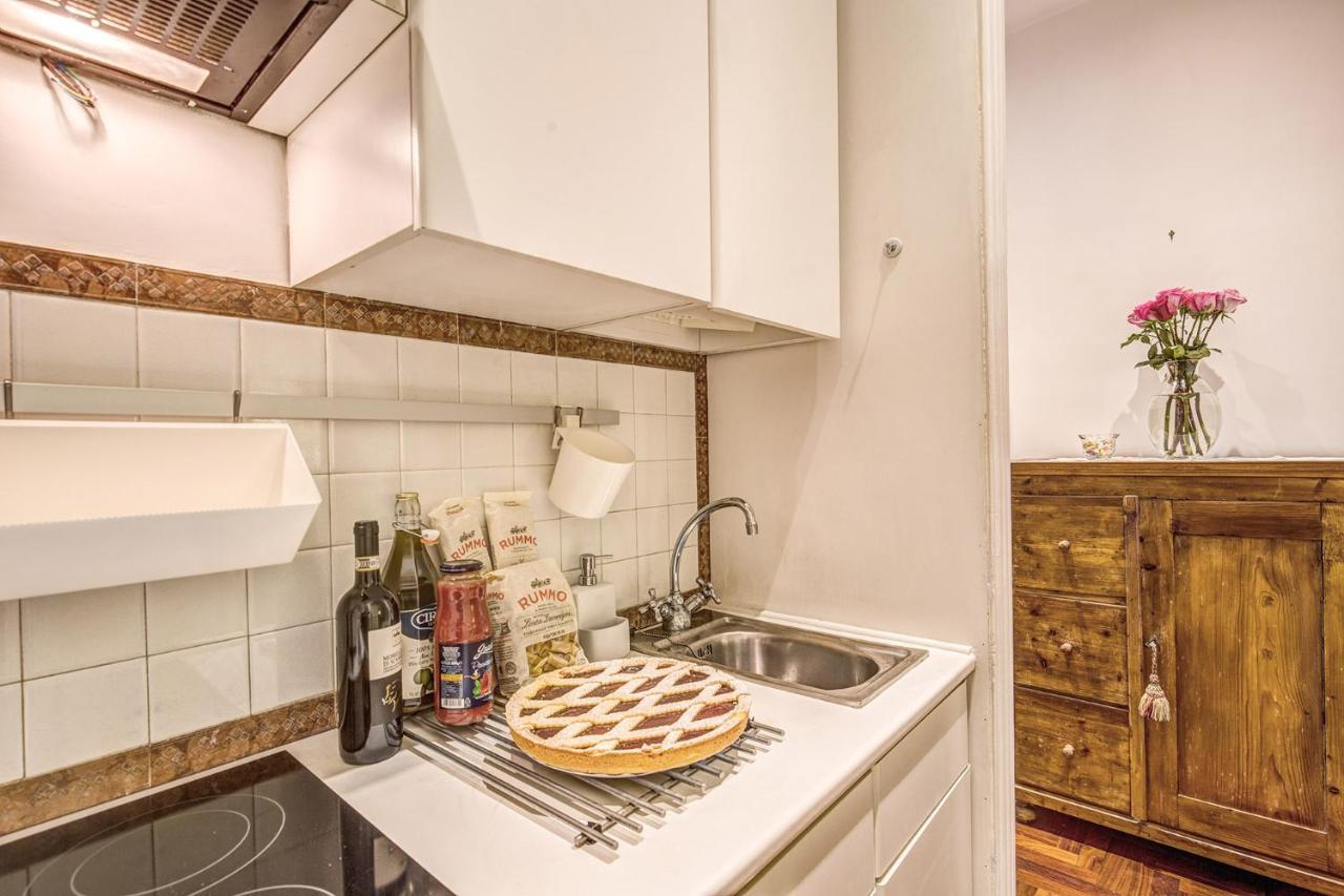 Pantheonview - Imperial Apartment Рим Екстер'єр фото
